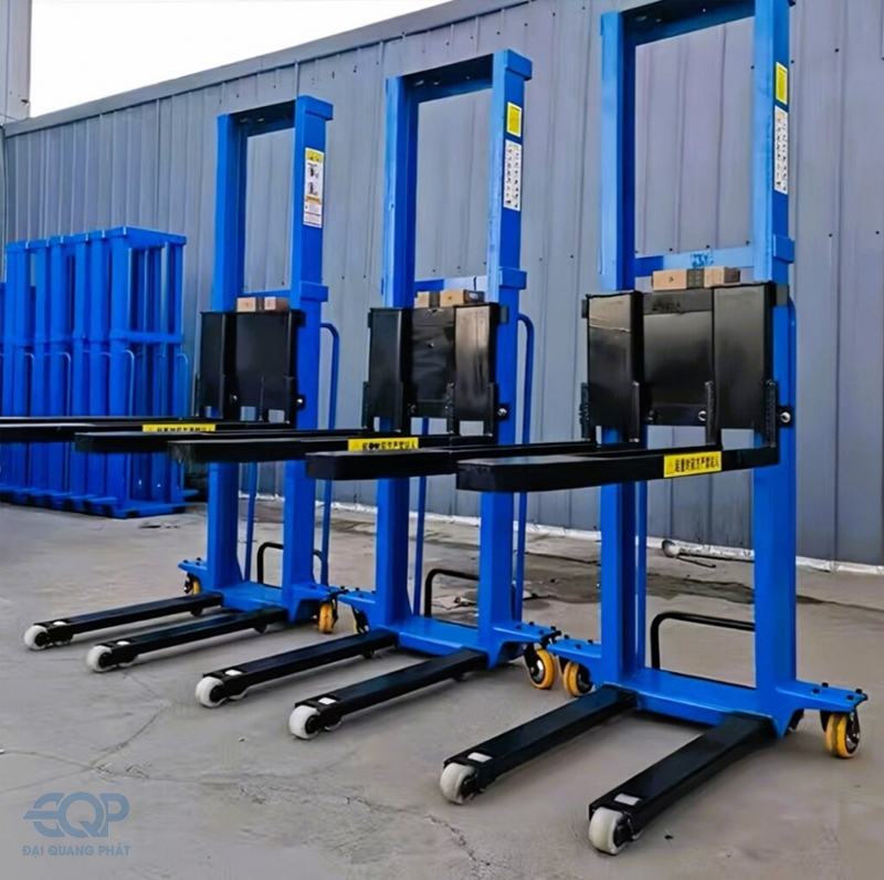 Xe Nâng Điện Tự Leo Xe NTX1030